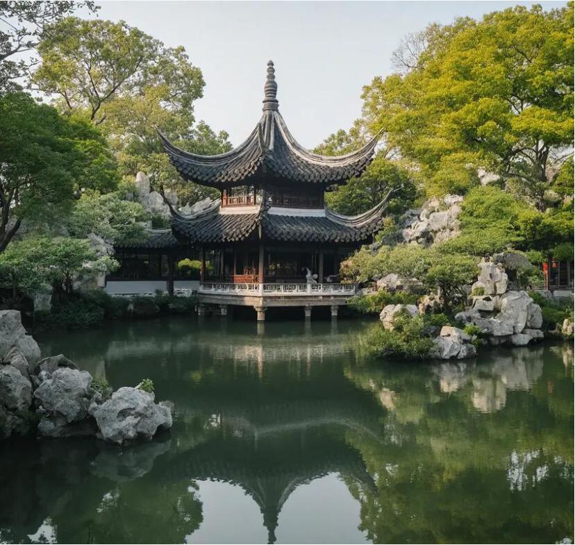 四川夏岚餐饮有限公司